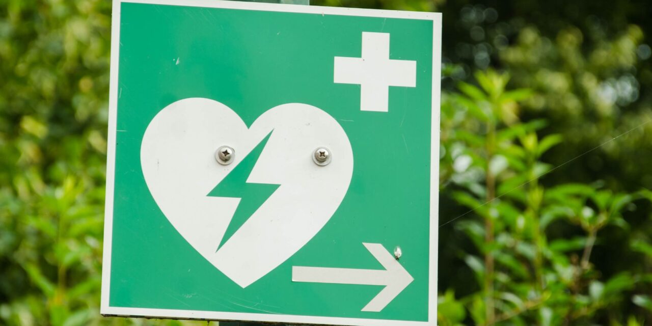 Defibrillator locations in Sussex – How to save a life